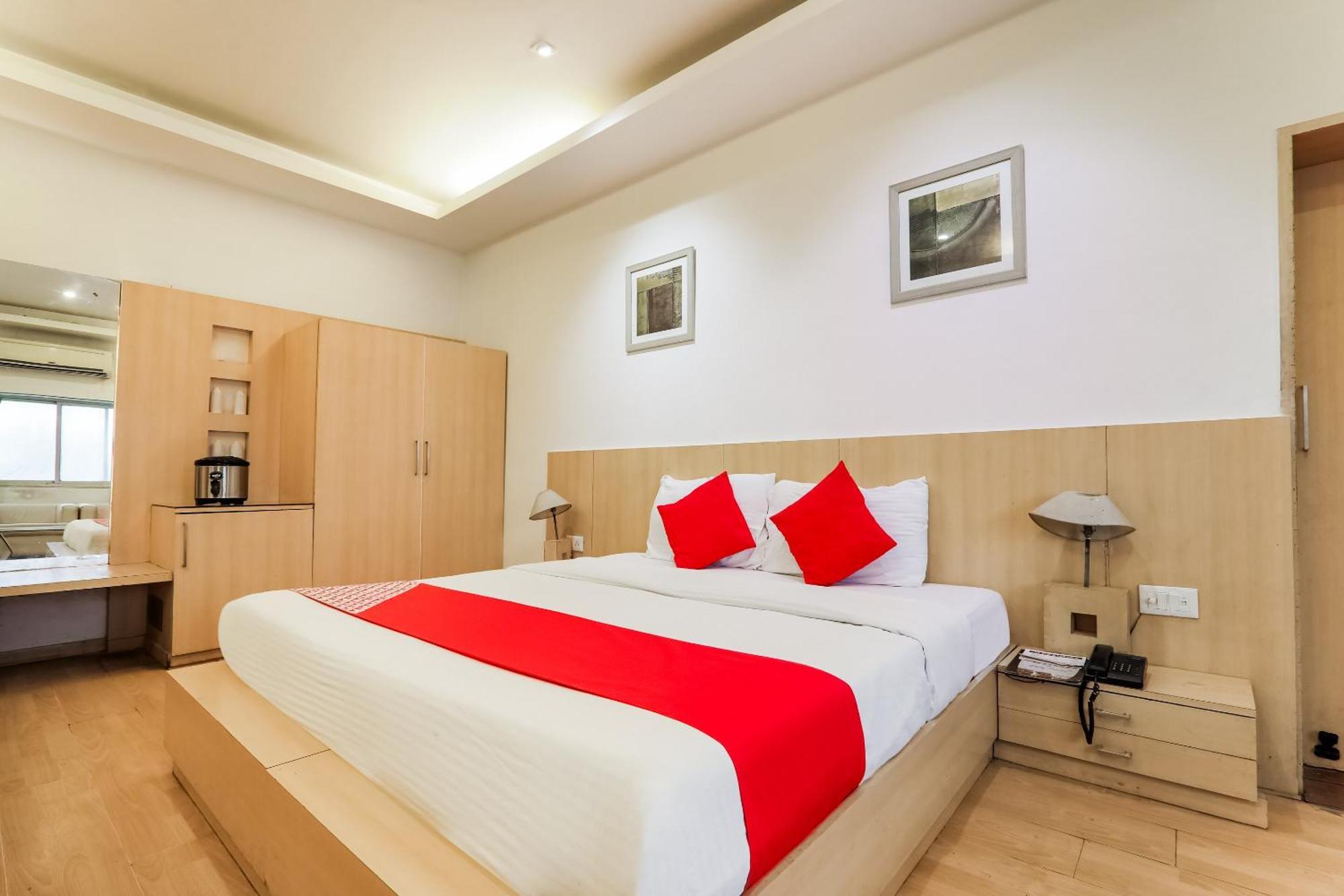 Hotel Sita Kiran Bareilly Esterno foto